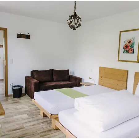 Апартаменты Gaestehaus Niedermeierhof Эберсберг