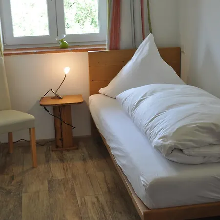 Апартаменты Gaestehaus Niedermeierhof Эберсберг