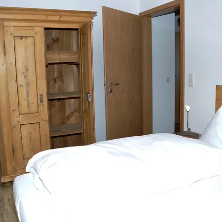 Апартаменты Gaestehaus Niedermeierhof